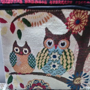 Women's Owl Purse. Cross body or shoulder.